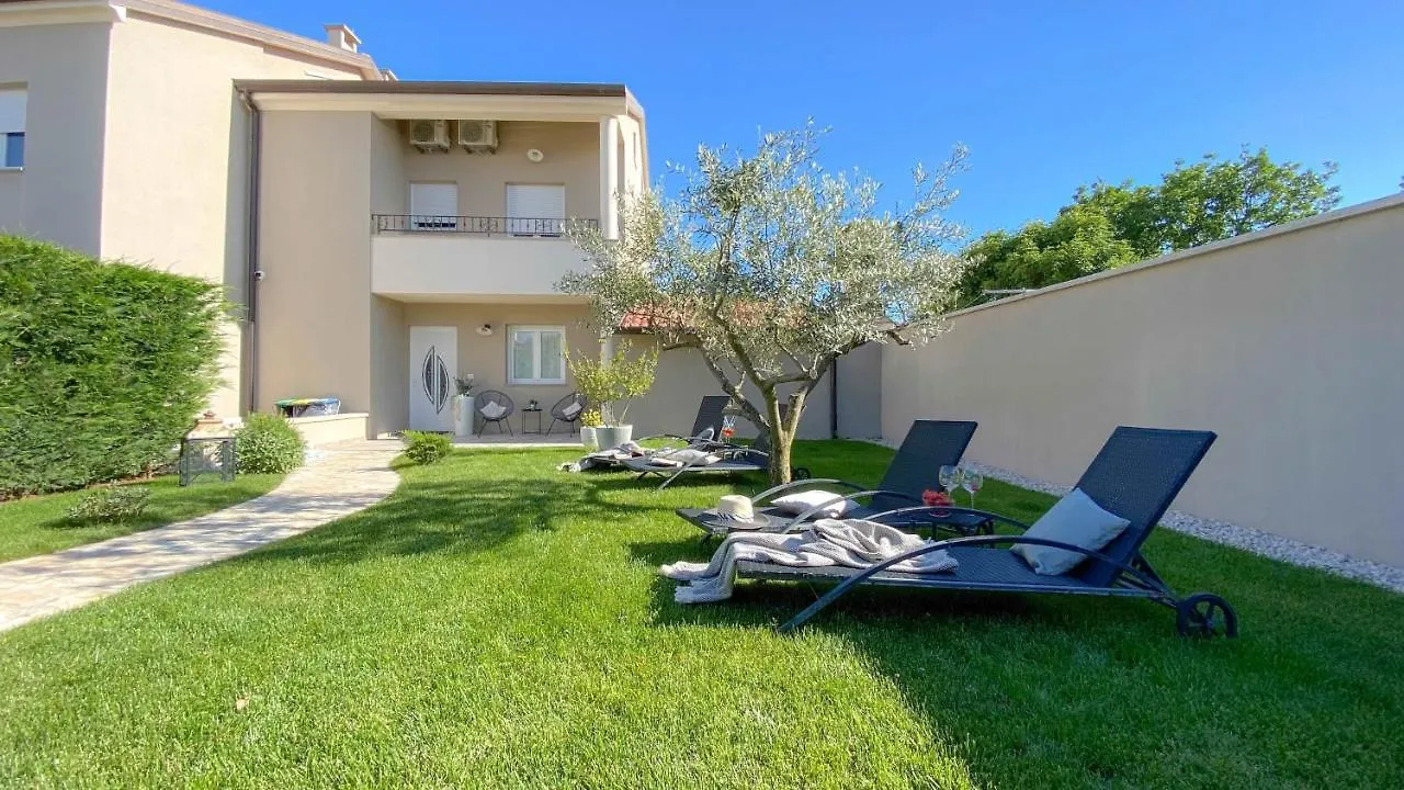 펜션 Novigrad Istria Casa Erik 빌라