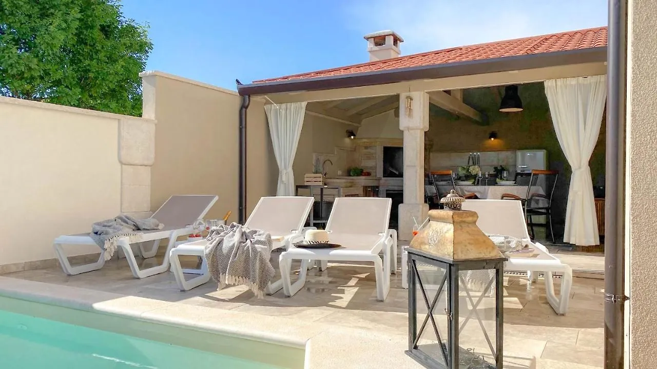 Villa Casa Erik à Novigrad Istria Hébergement de vacances